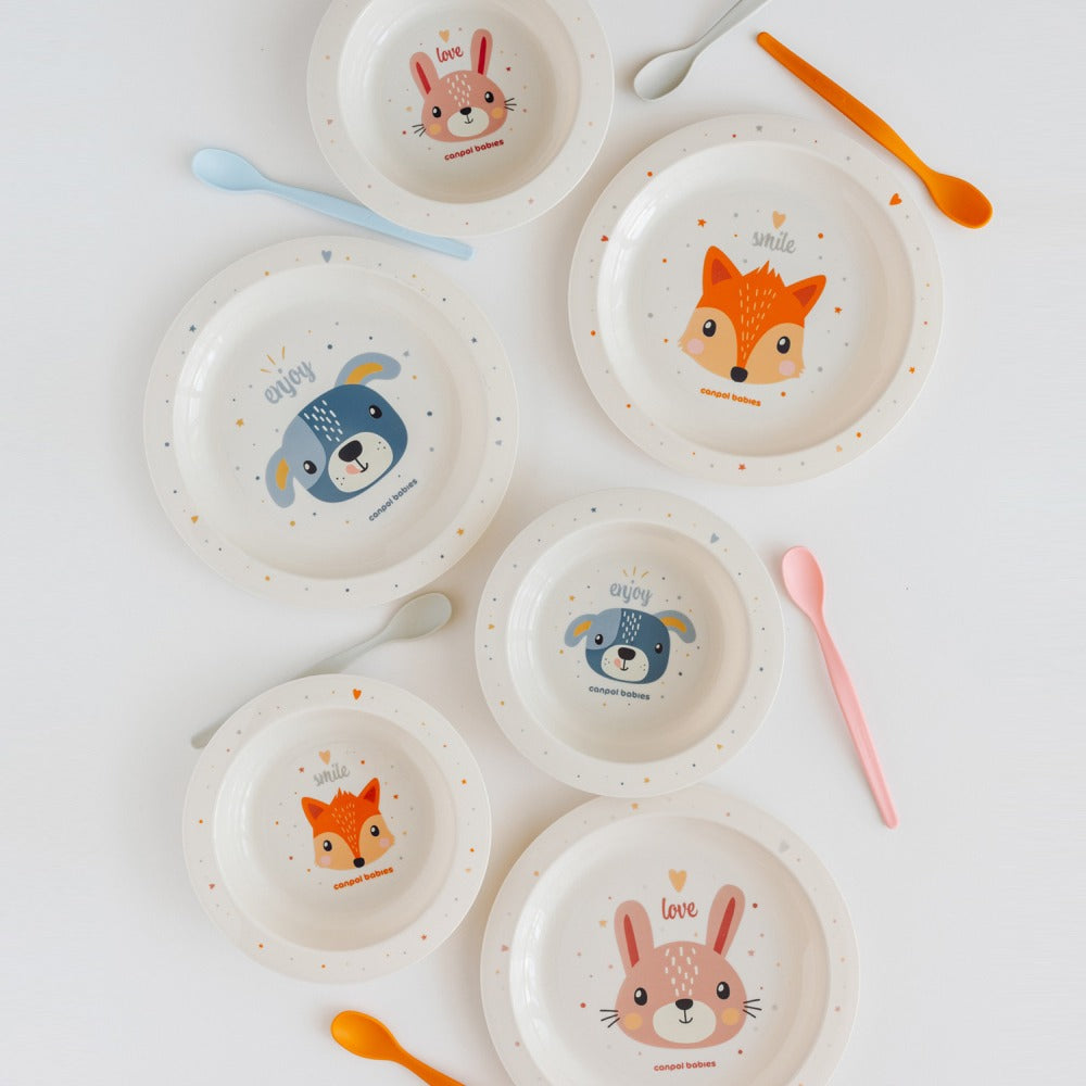 Plato de plástico azul con animales bonitos para niños